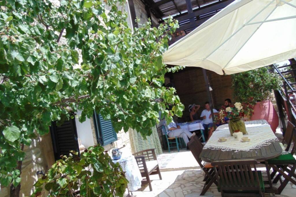 Villa Strata Kardhamiana Екстериор снимка